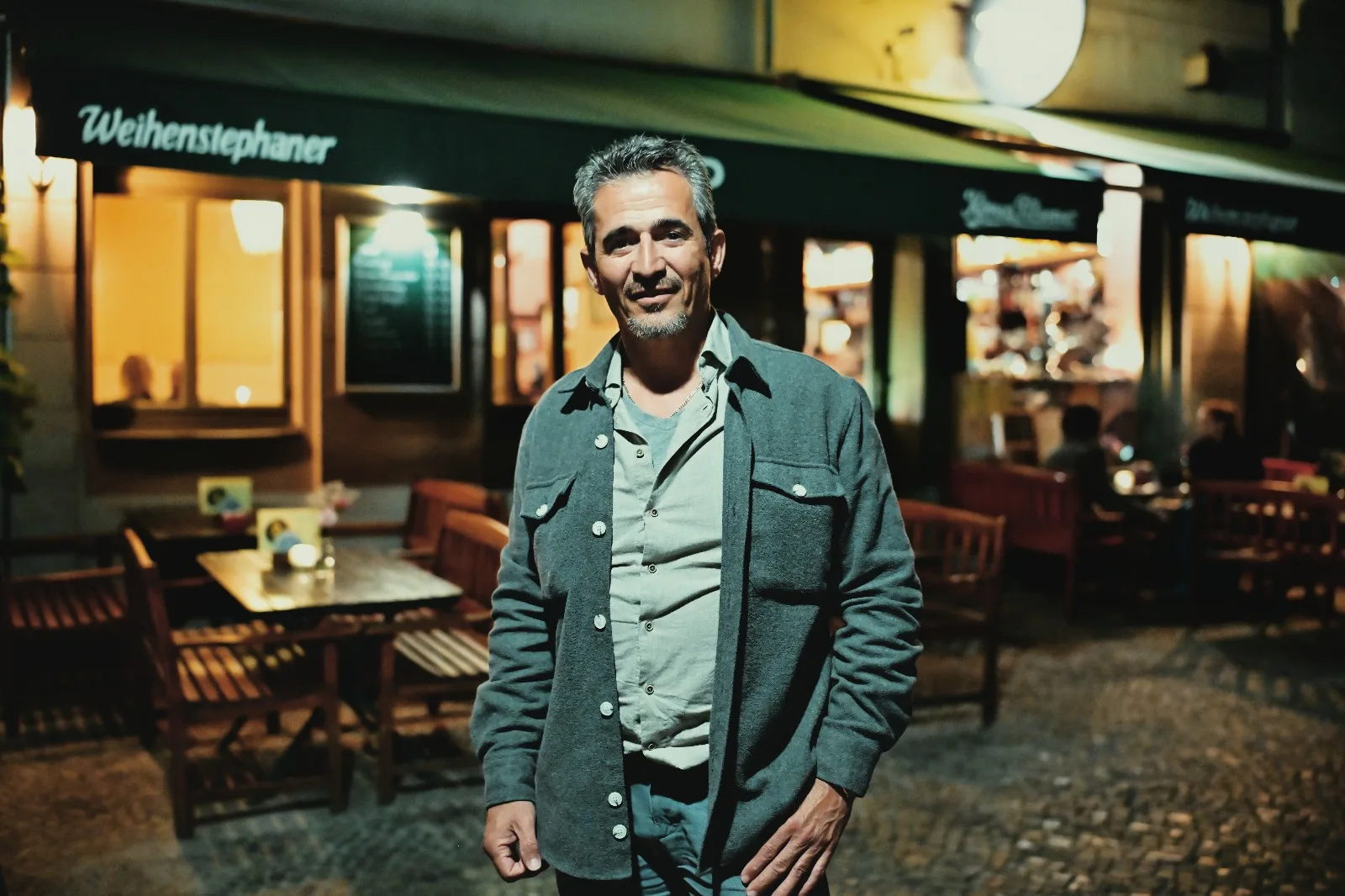 Berlin’de Klausen Meydanı Sakinlerine Özel Fotoğraf Sergisi