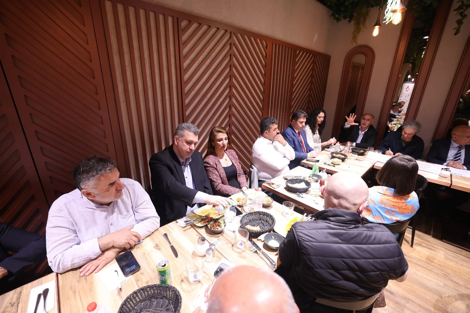 Berlin’de TDU Buluşmasında Göç ve Ulaşım Politikaları Masaya Yatırıldı