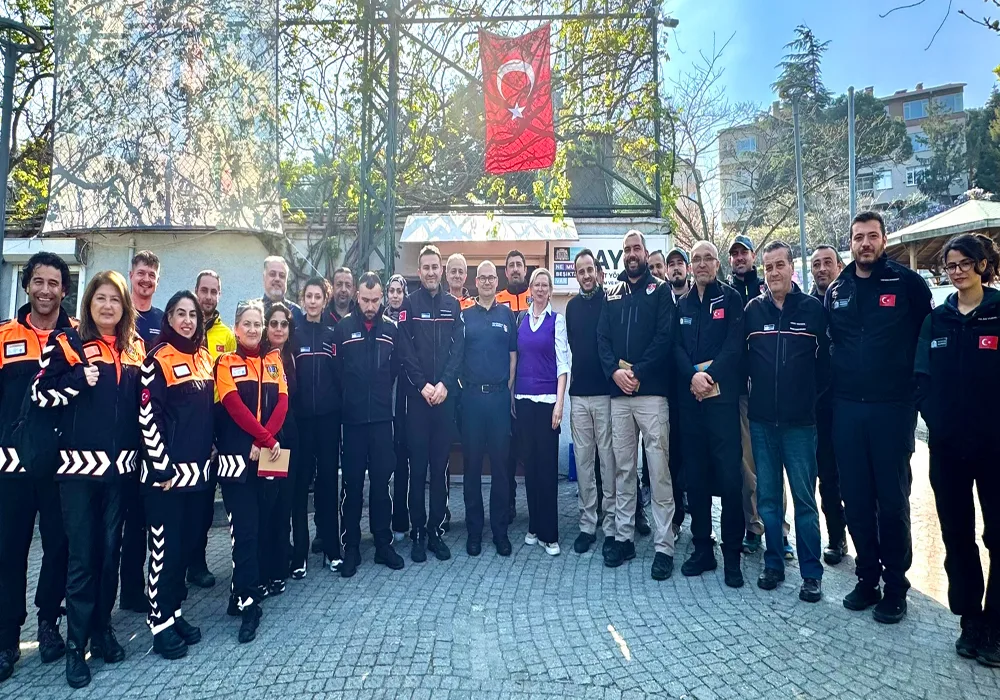 Depreme hazırlık için gittiler, depreme yakalandılar