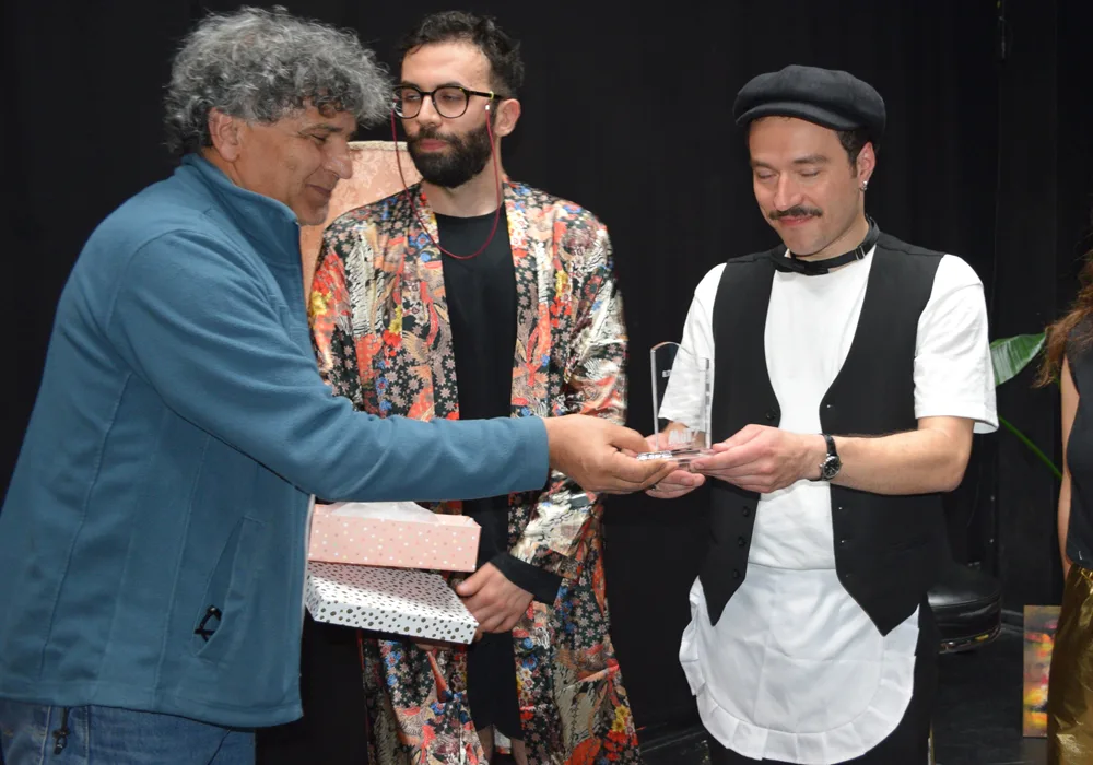 Molière klasiği “Cimri” ye alaturka dokunuş