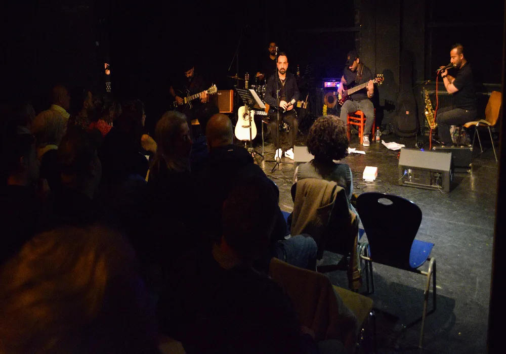 Festivalde Türkçe ve Kürtçe rock müziği keyfi