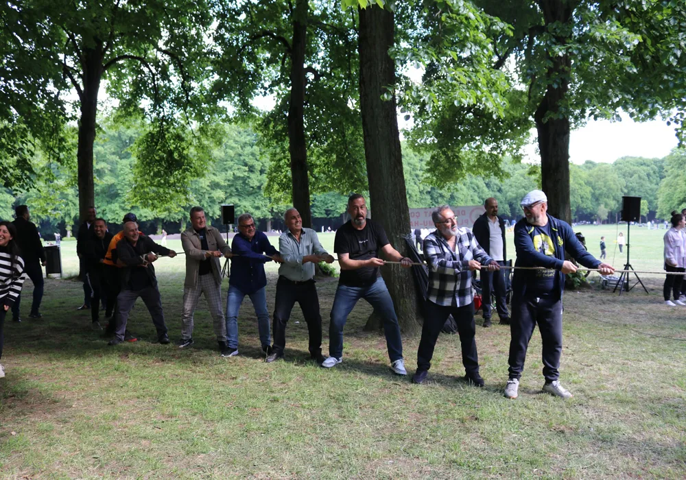 Demokrat Çorumlulardan Hamburg’da Coşkulu “Mayıs Pikniği”!