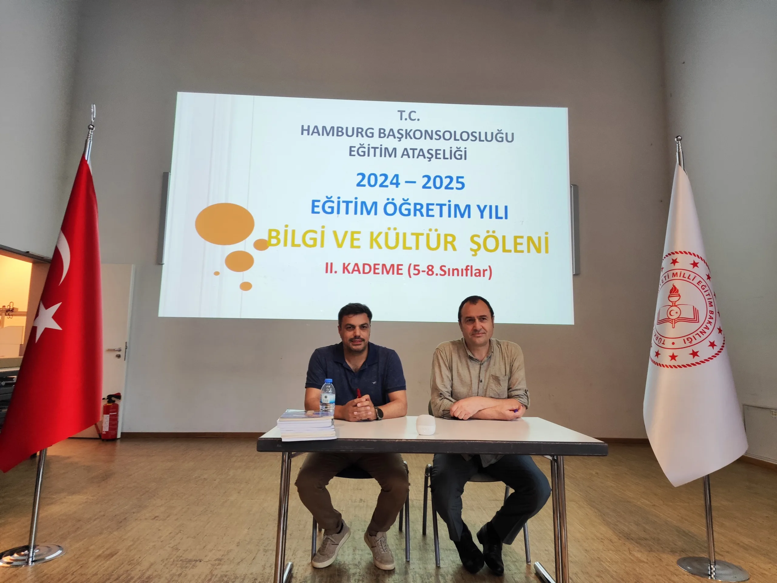 Hamburg’da 2. Bilgi ve Kültür Şöleni Coşkuyla Gerçekleşti