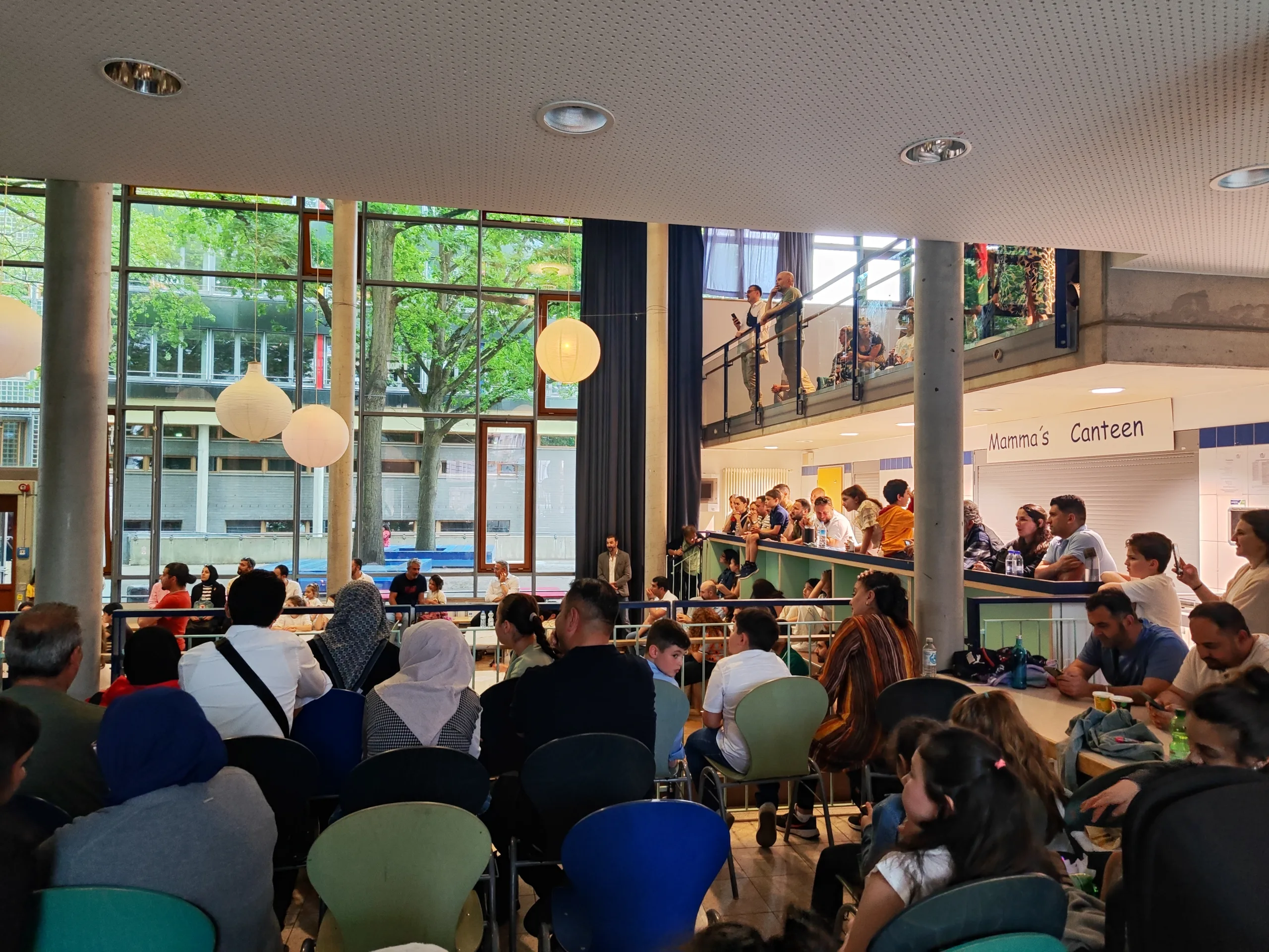 Hamburg’da 2. Bilgi ve Kültür Şöleni Coşkuyla Gerçekleşti