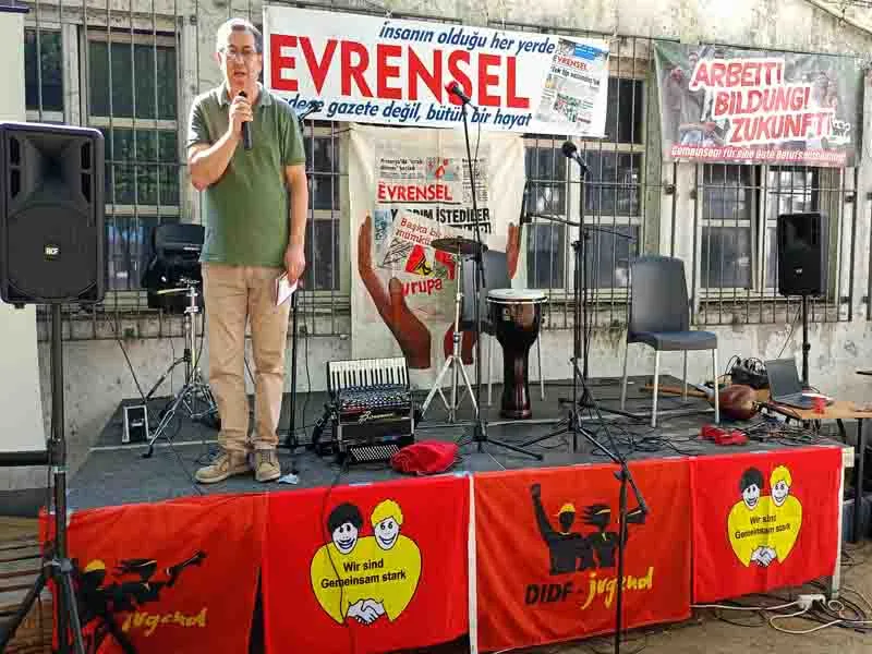 Evrensel Gazetesi Almanya’da 30. Yılını Coşkuyla Kutladı