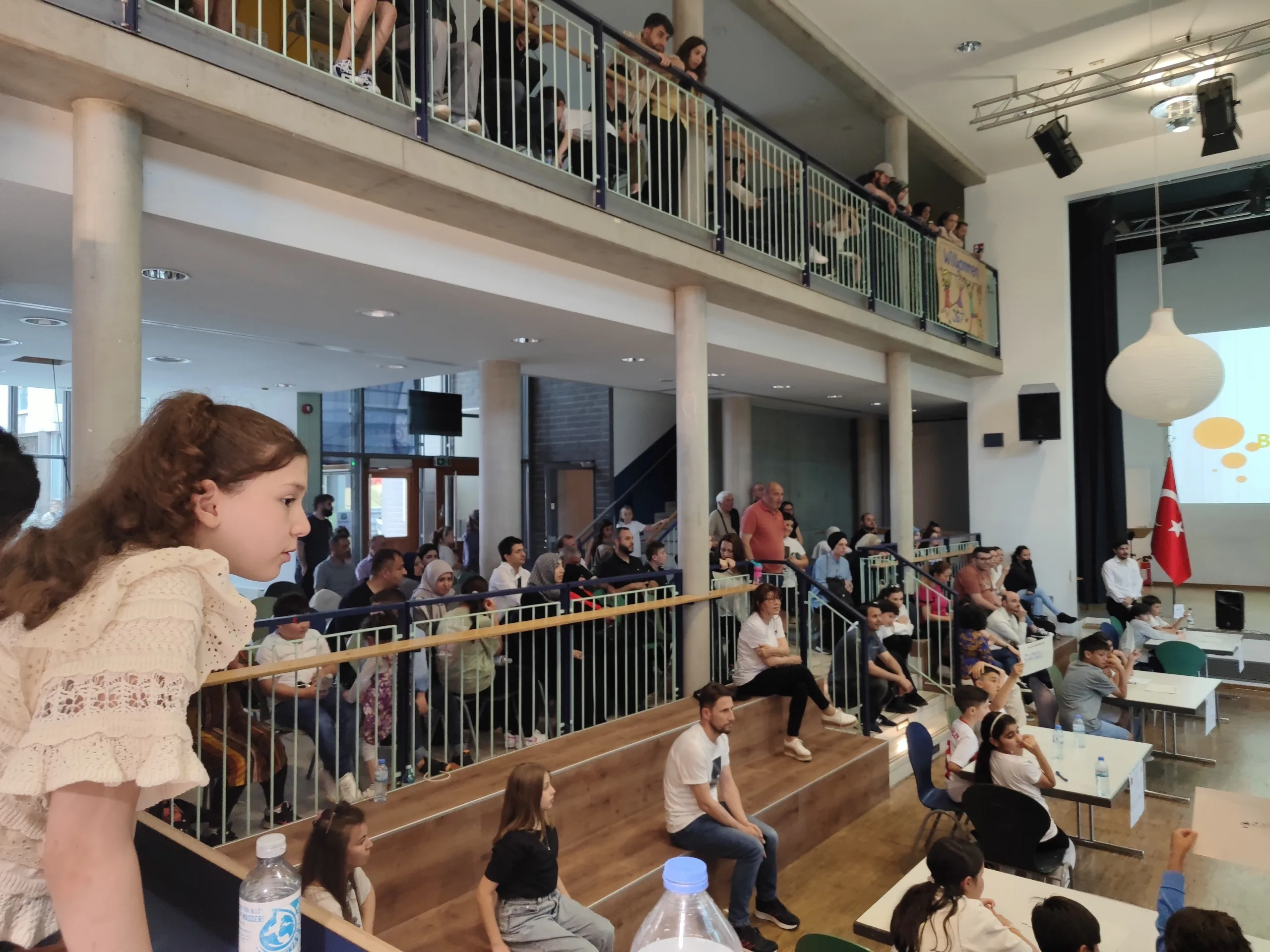 Hamburg’da 2. Bilgi ve Kültür Şöleni Coşkuyla Gerçekleşti