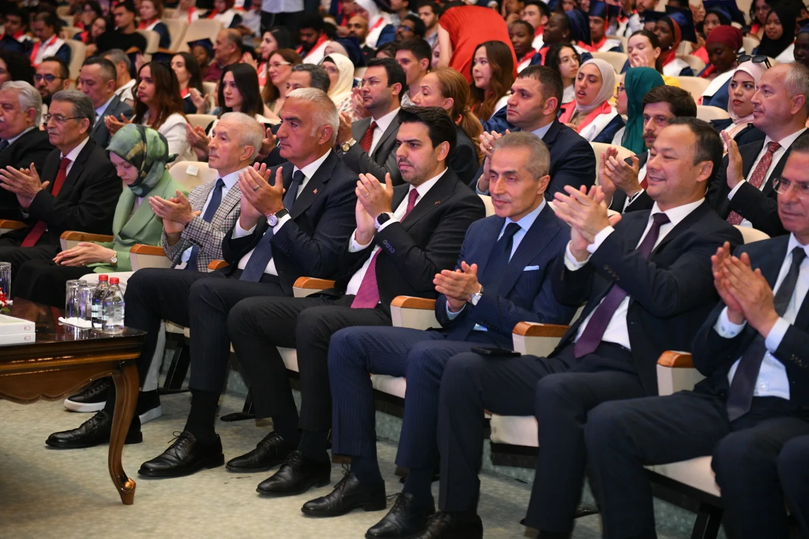 Türkiye Burslusu Uluslararası Öğrenciler Mezuniyet Sevinci Yaşadı