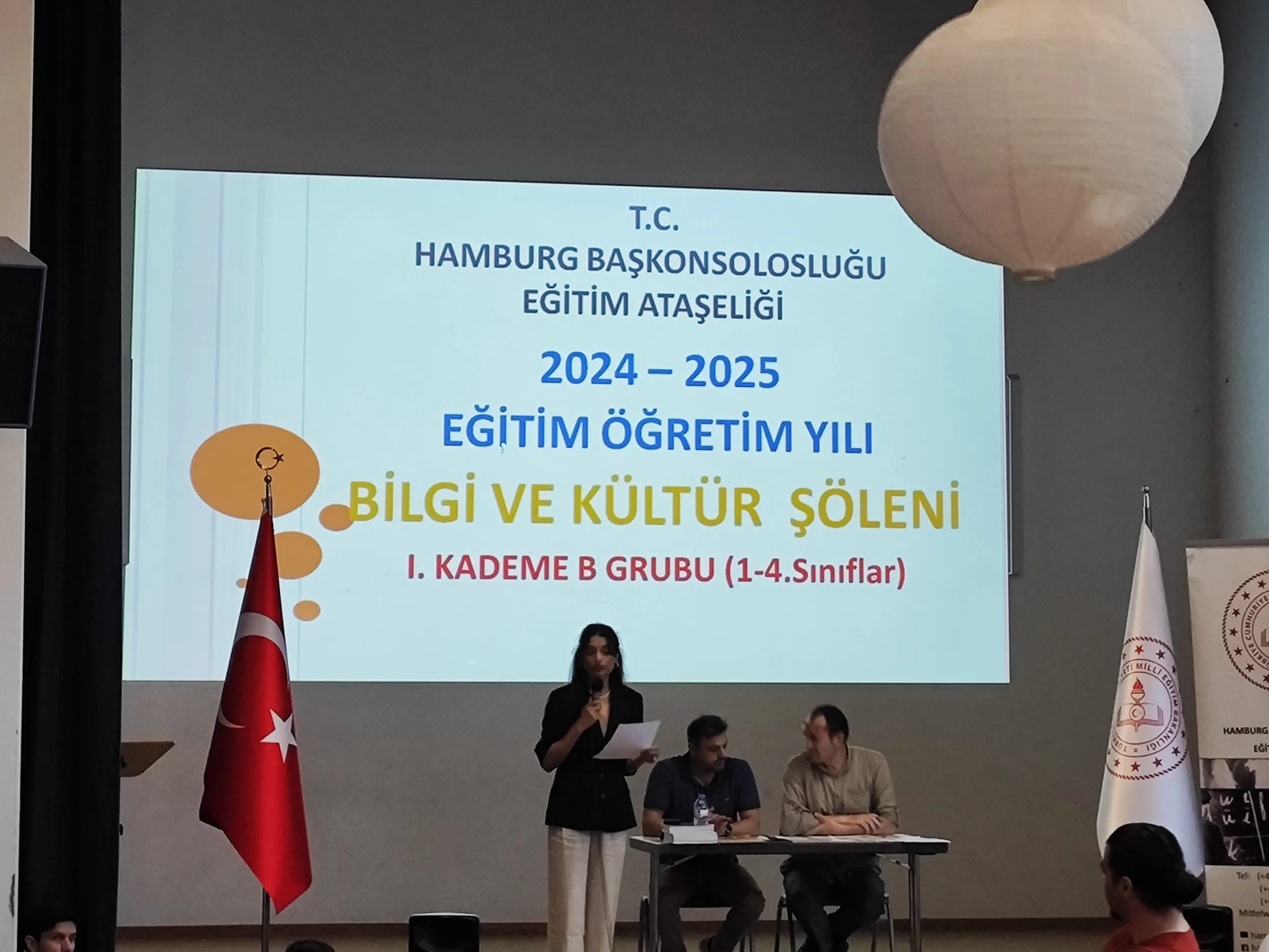 Hamburg’da 2. Bilgi ve Kültür Şöleni Coşkuyla Gerçekleşti