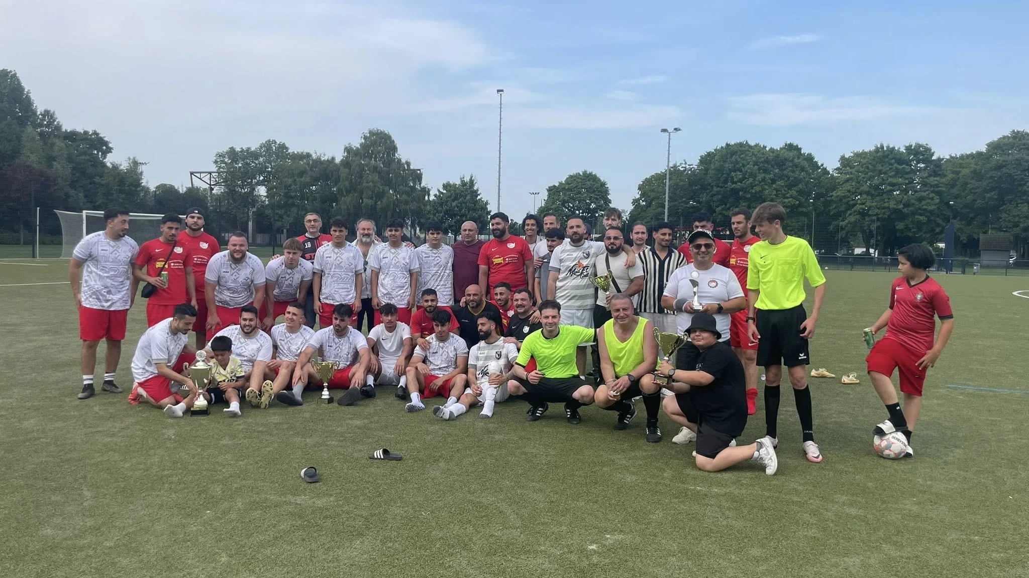 Hamm’da Alevi Dernekleri Arası Futbol Turnuvası: Şampiyon Hakbir Oldu