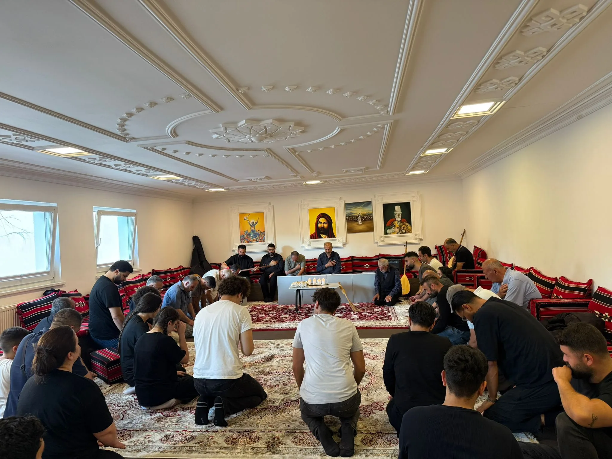 Berlin Cemevinde Muharrem Orucu Birlikte Açıldı