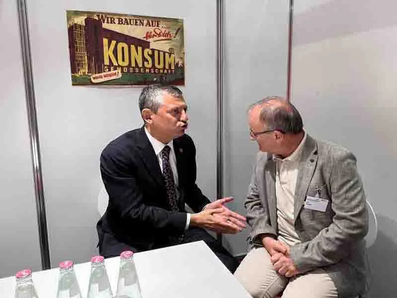 “Berlin’deki CHP örgütlenmesi tek adreste birleşmeli”