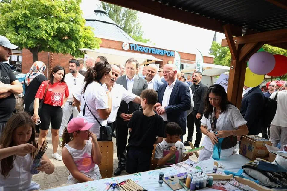 Berlin’de TDU Yaz Şenliği Coşkuyla Gerçekleşti
