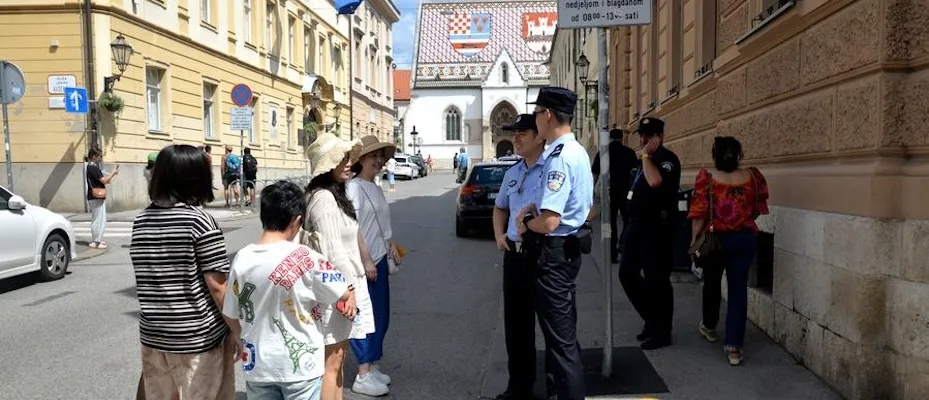 Çinli turistler Avrupa’ya seyahatlerini artırırken, Amerikalılar azaltıyor