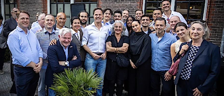 Rutte, Günay Uslu’nun ev sahipliğinde Amsterdam THE COLLEGE HOTEL’deydi
