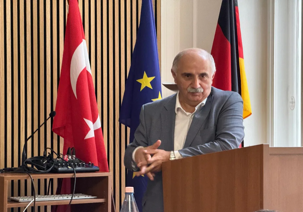 Berlin’den Adıyaman’a Uzanan Dayanışma Köprüsü