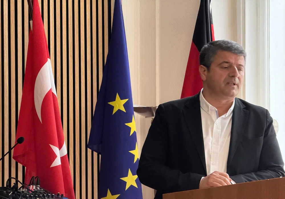 Berlin’den Adıyaman’a Uzanan Dayanışma Köprüsü