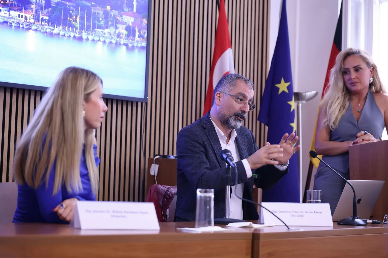 TDU`da Göz ve Diş Sağlığına Dair Güncel Bilgiler Paylaşıldı