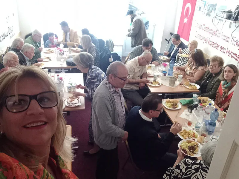 Berlin'de ADD'den Yoğun Katılımlı Bayramlaşma Etkinliği