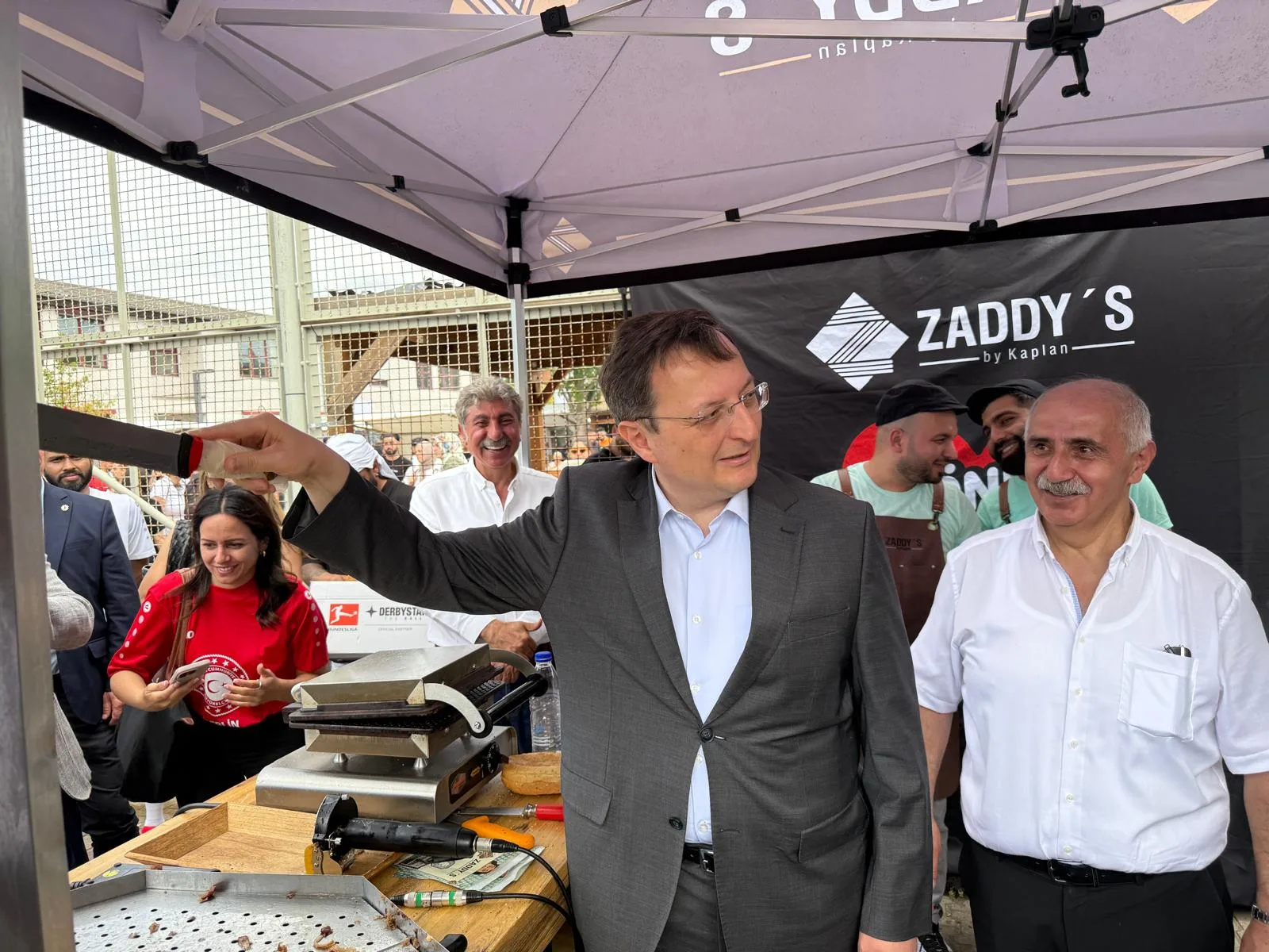 Berlin’de TDU Yaz Şenliği Coşkuyla Gerçekleşti
