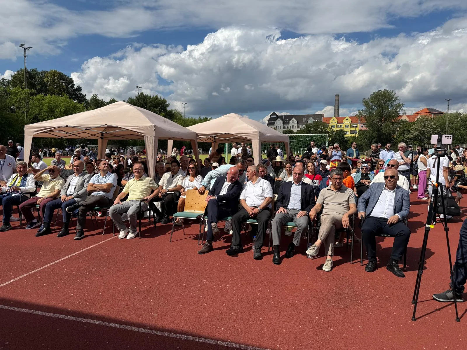 Berlin’de TDU Yaz Şenliği Coşkuyla Gerçekleşti