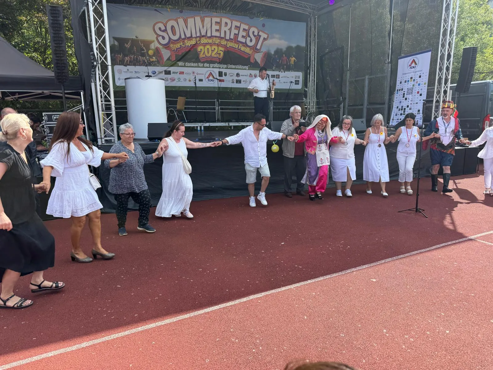 Berlin’de TDU Yaz Şenliği Coşkuyla Gerçekleşti