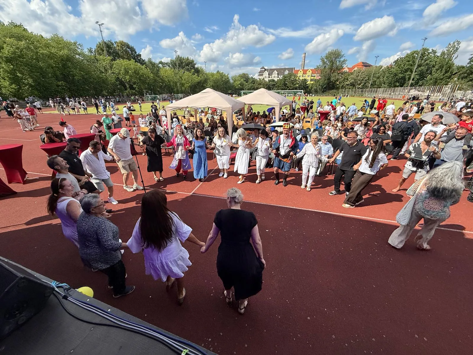 Berlin’de TDU Yaz Şenliği Coşkuyla Gerçekleşti