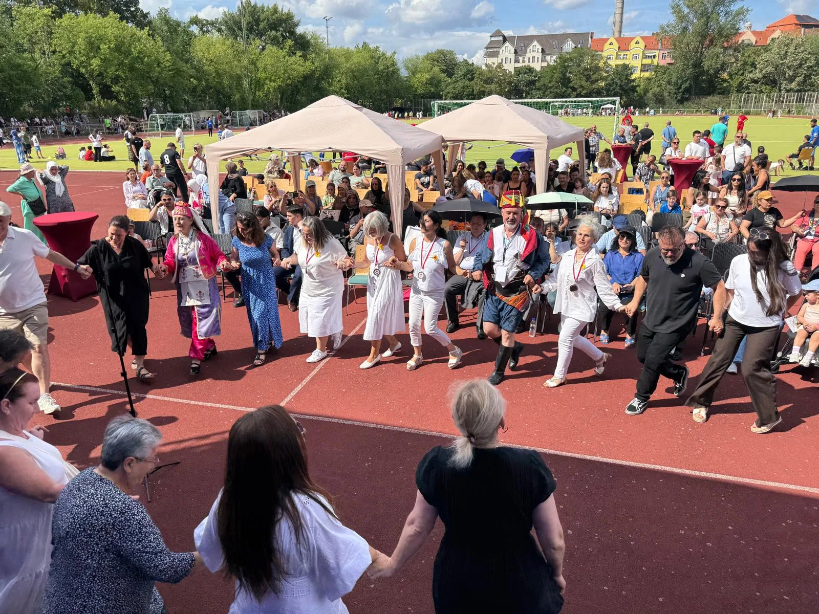 Berlin’de TDU Yaz Şenliği Coşkuyla Gerçekleşti