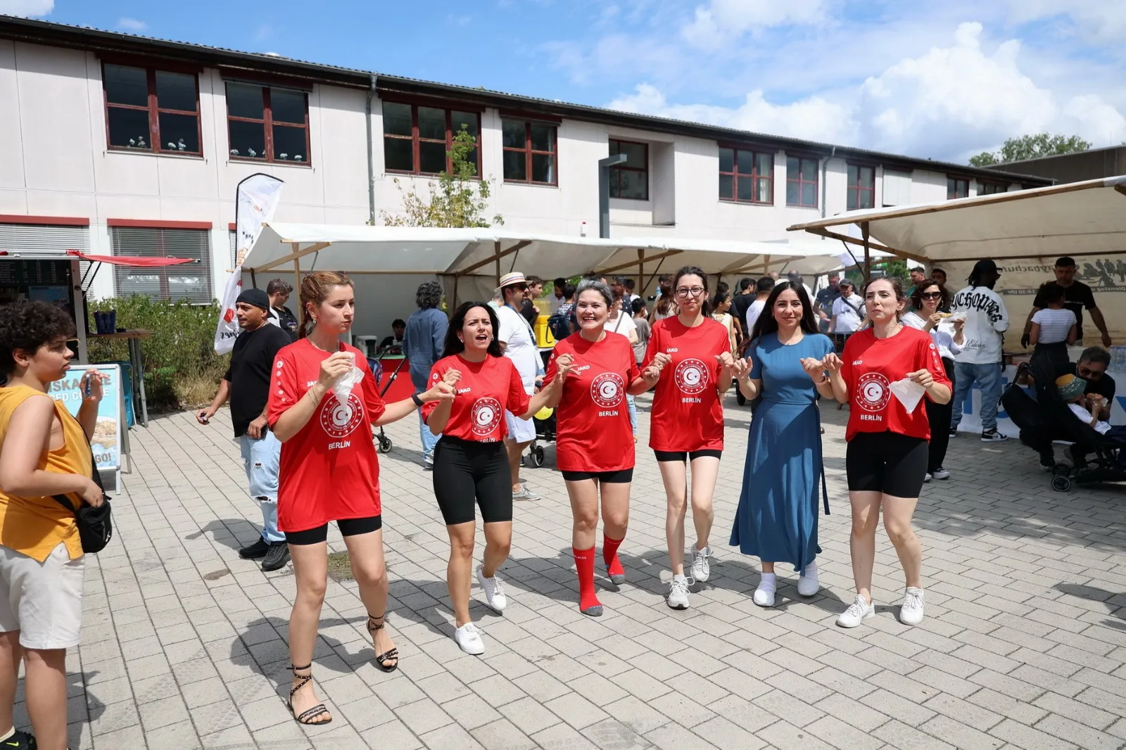 Berlin’de TDU Yaz Şenliği Coşkuyla Gerçekleşti