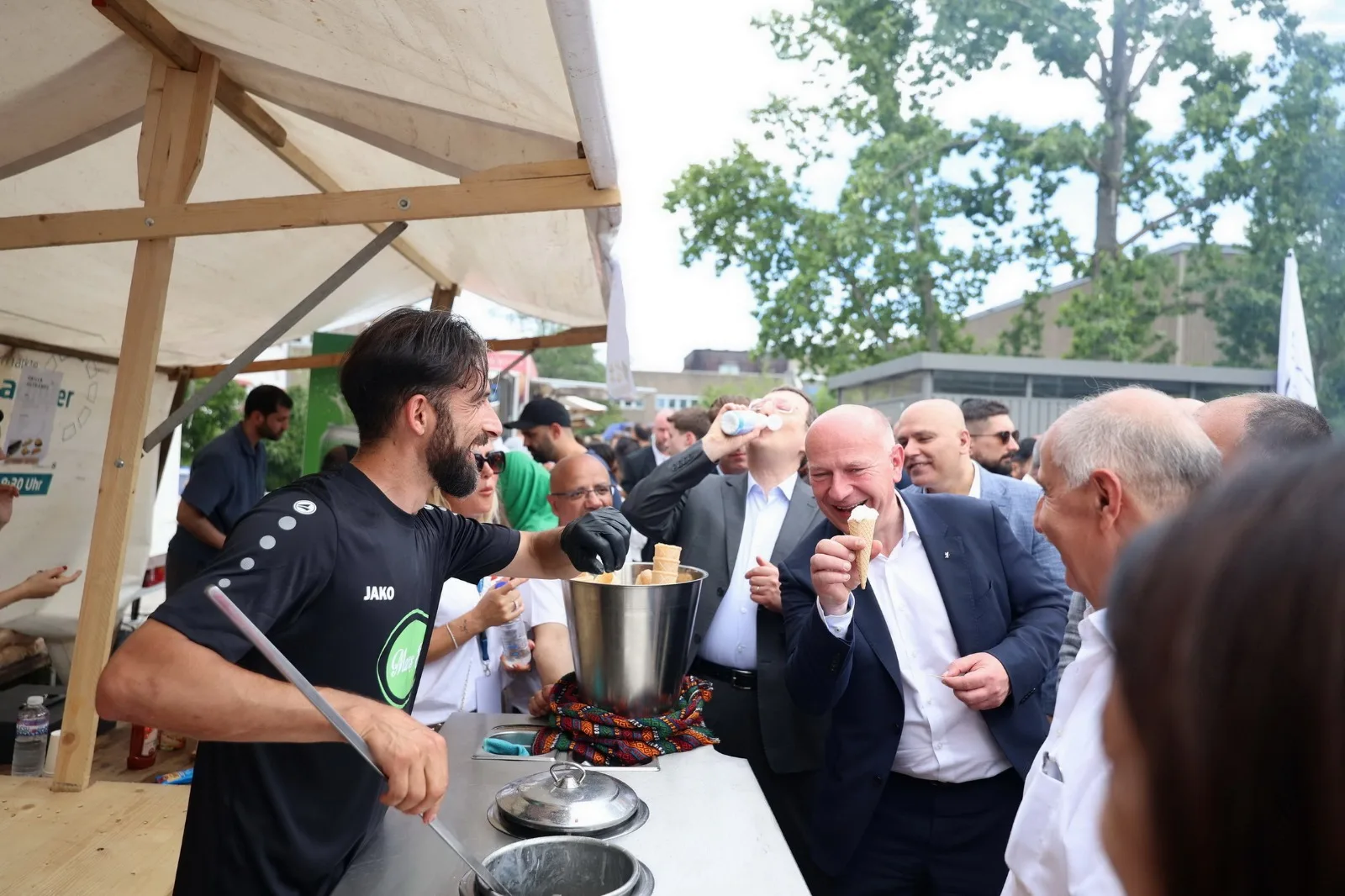 Berlin’de TDU Yaz Şenliği Coşkuyla Gerçekleşti