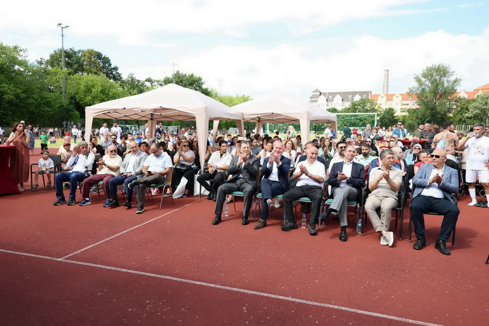 Berlin’de TDU Yaz Şenliği Coşkuyla Gerçekleşti