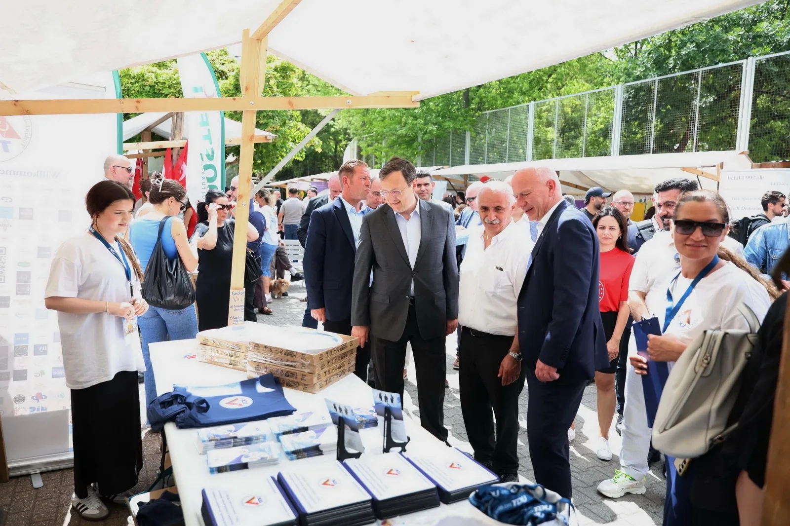 Berlin’de TDU Yaz Şenliği Coşkuyla Gerçekleşti