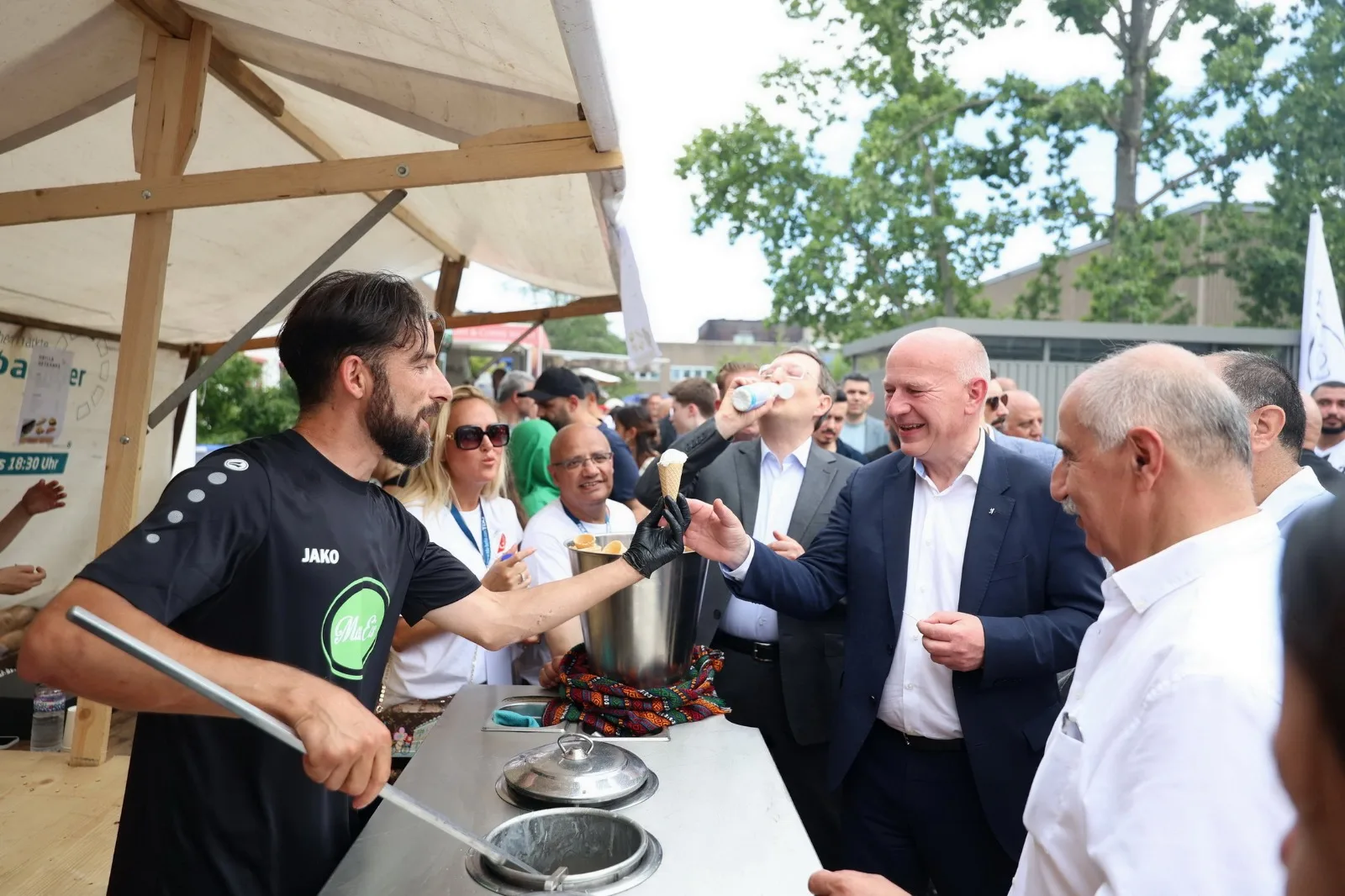 Berlin’de TDU Yaz Şenliği Coşkuyla Gerçekleşti