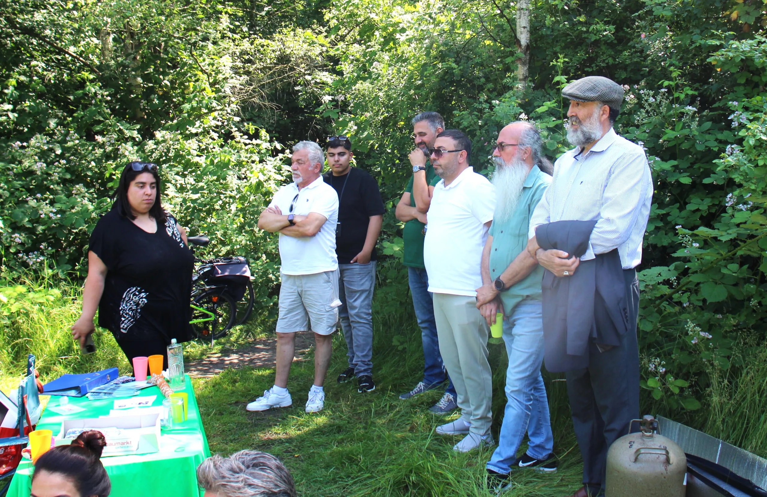 Doğa İçin El Ele Verdiler: Wilhelmsburg Ormanlarında Umut Büyüdü