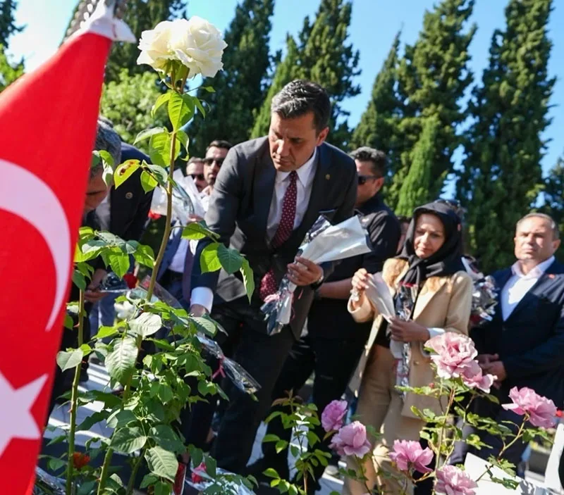 YAŞA-TAMA-DIK SENİ