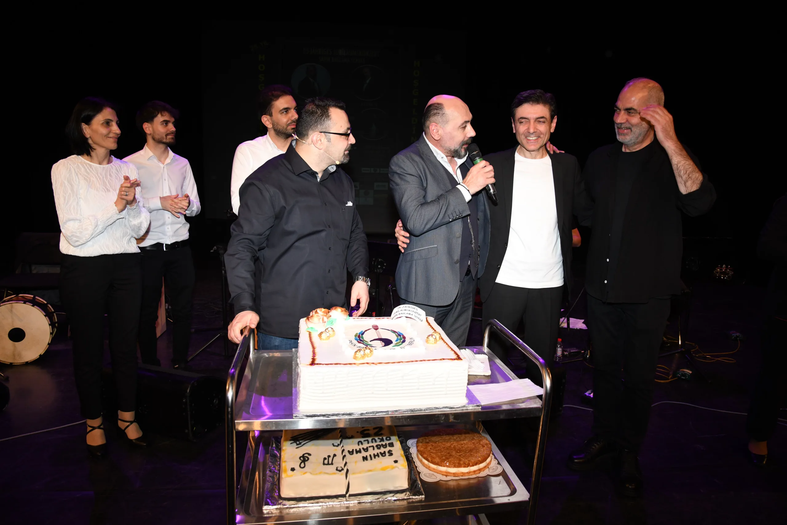 Şahin Bağlama Okulu 25. Yılında Berlin’de Unutulmaz Bir Konserle Kutlama Yaptı