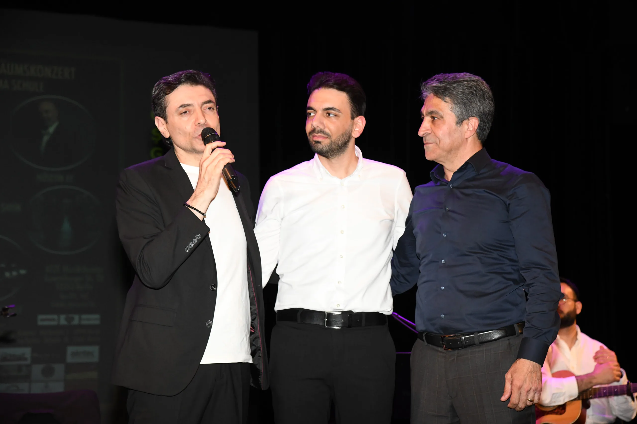 Şahin Bağlama Okulu 25. Yılında Berlin’de Unutulmaz Bir Konserle Kutlama Yaptı