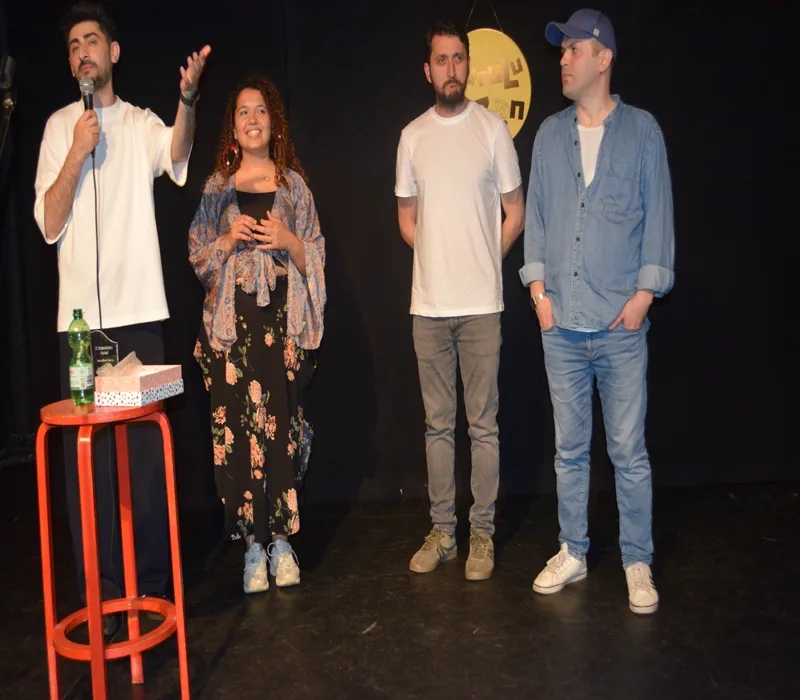 Hamburg’da 8. Tiyatro Köprüsü Festivali Büyük İlgi Gördü