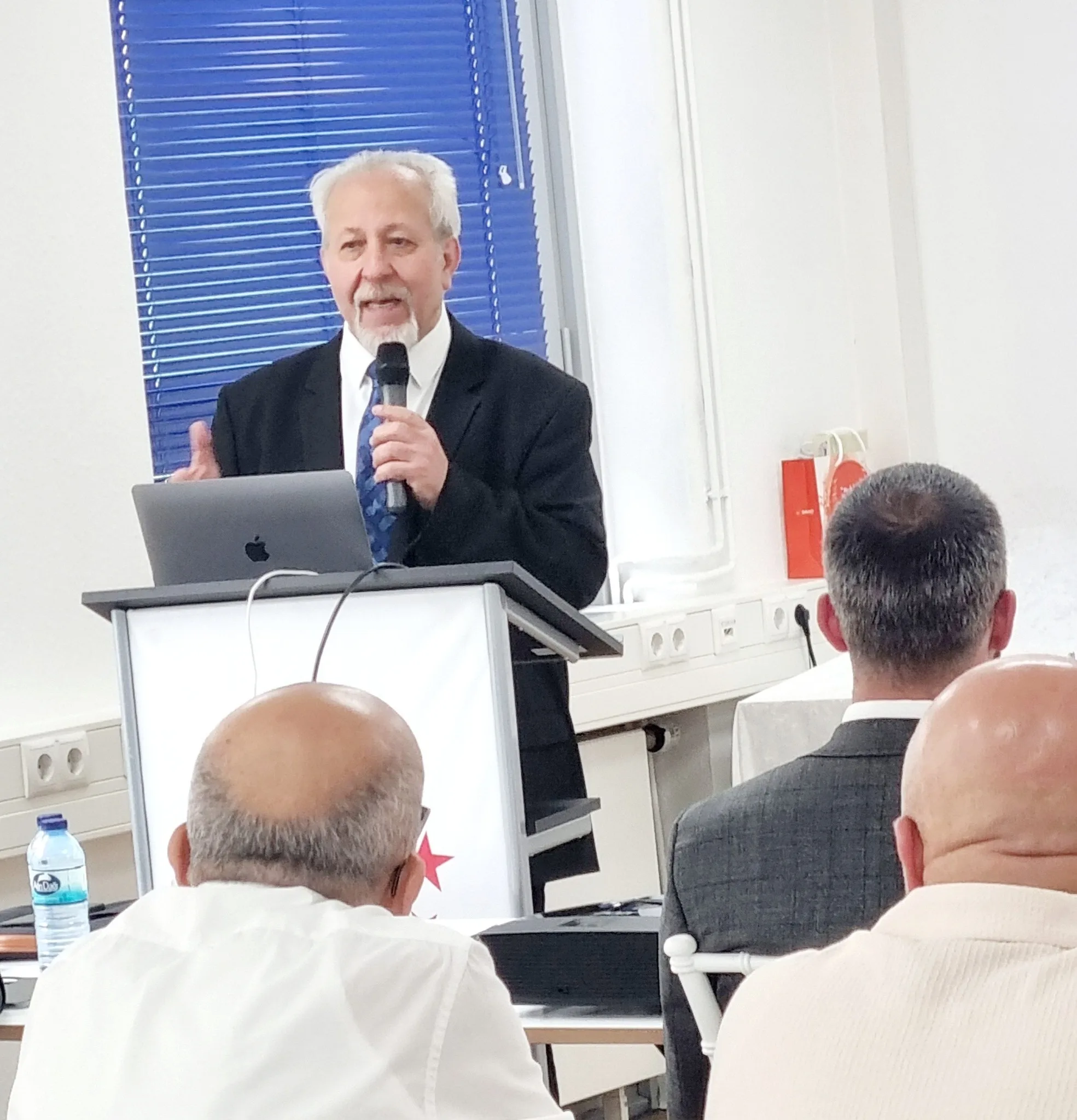 Almanya’da Üç Asırlık Türk Kültürü Hamburg’da Konferansla Gündeme Geldi