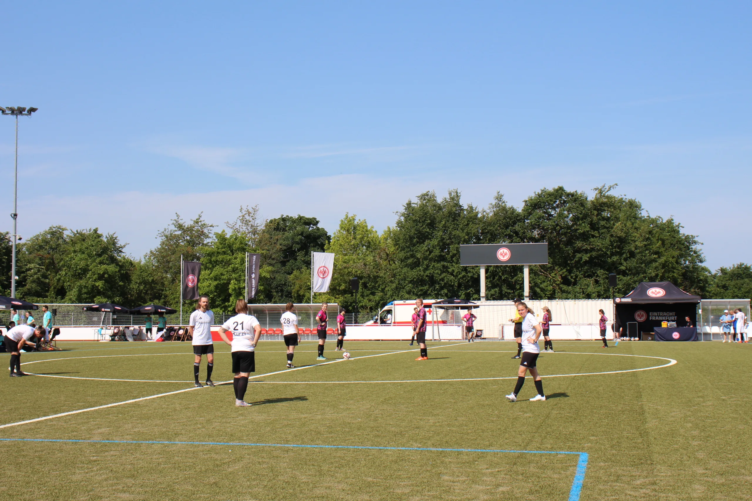 Sağlık Çalışanları Futbol Turnuvasında Hem Rekabet Etti Hem Eğlendi