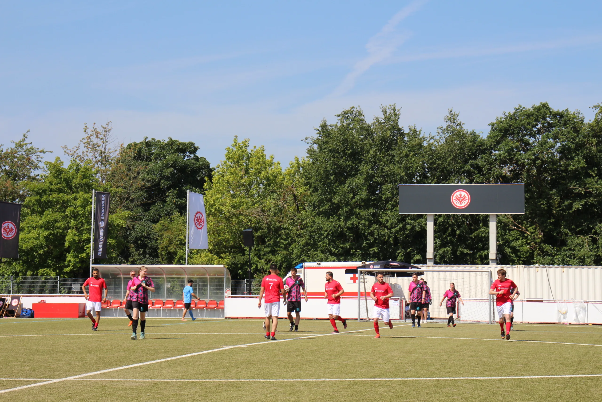 Sağlık Çalışanları Futbol Turnuvasında Hem Rekabet Etti Hem Eğlendi