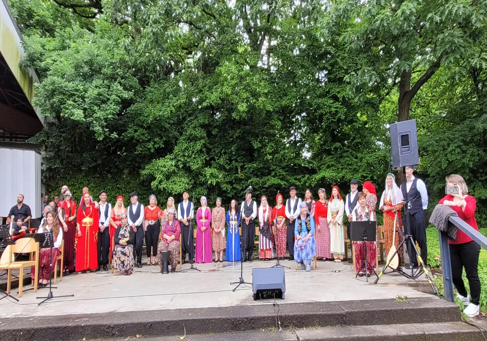 Hamburg’da “7’den 70’e Umuda Türkü” Konserine Yoğun İlgi