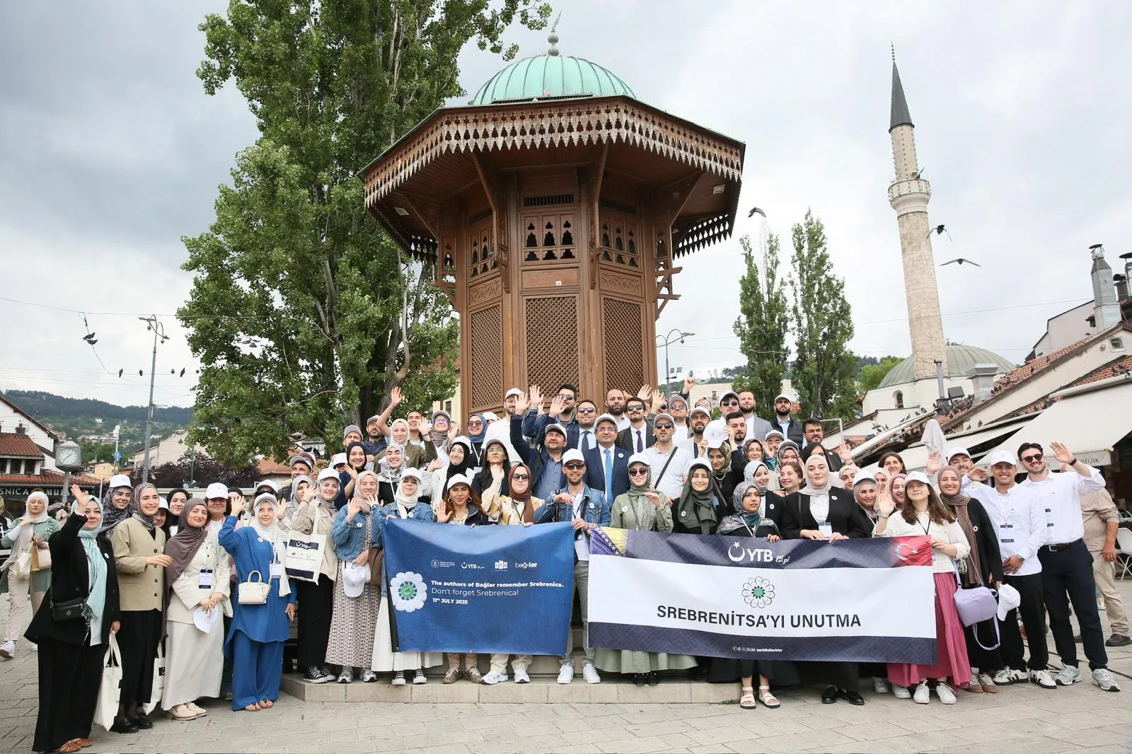 Srebrenitsa Soykırımı’nın 30. yılı kapsamında YTB, Bosna’da akademi programları ve yürüyüşler düzenledi