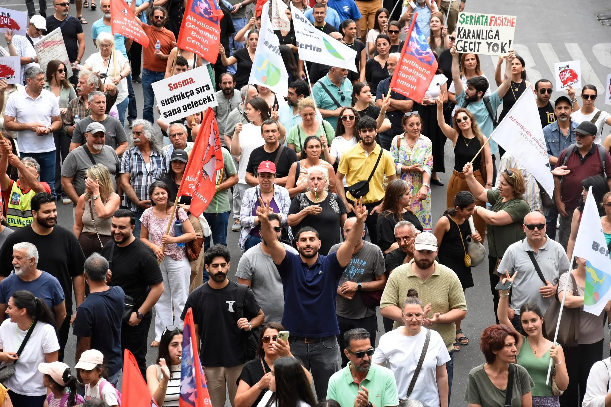 2 Temmuz ‘İnsanlığa Karşı Suçları Kınama Günü’ İlan Edilsin!