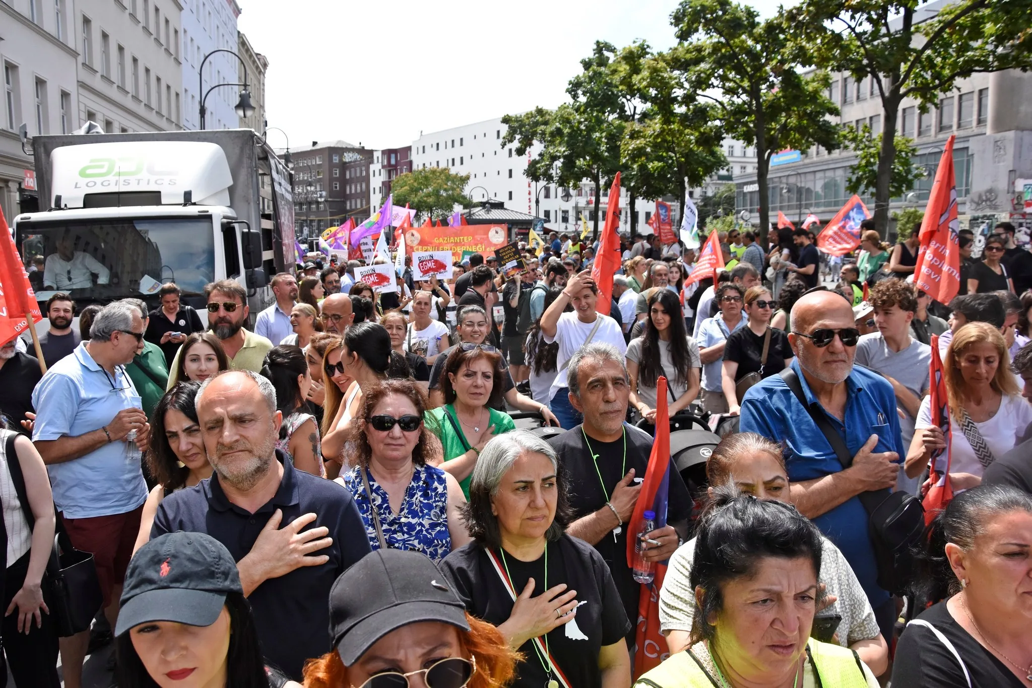 2 Temmuz ‘İnsanlığa Karşı Suçları Kınama Günü’ İlan Edilsin!