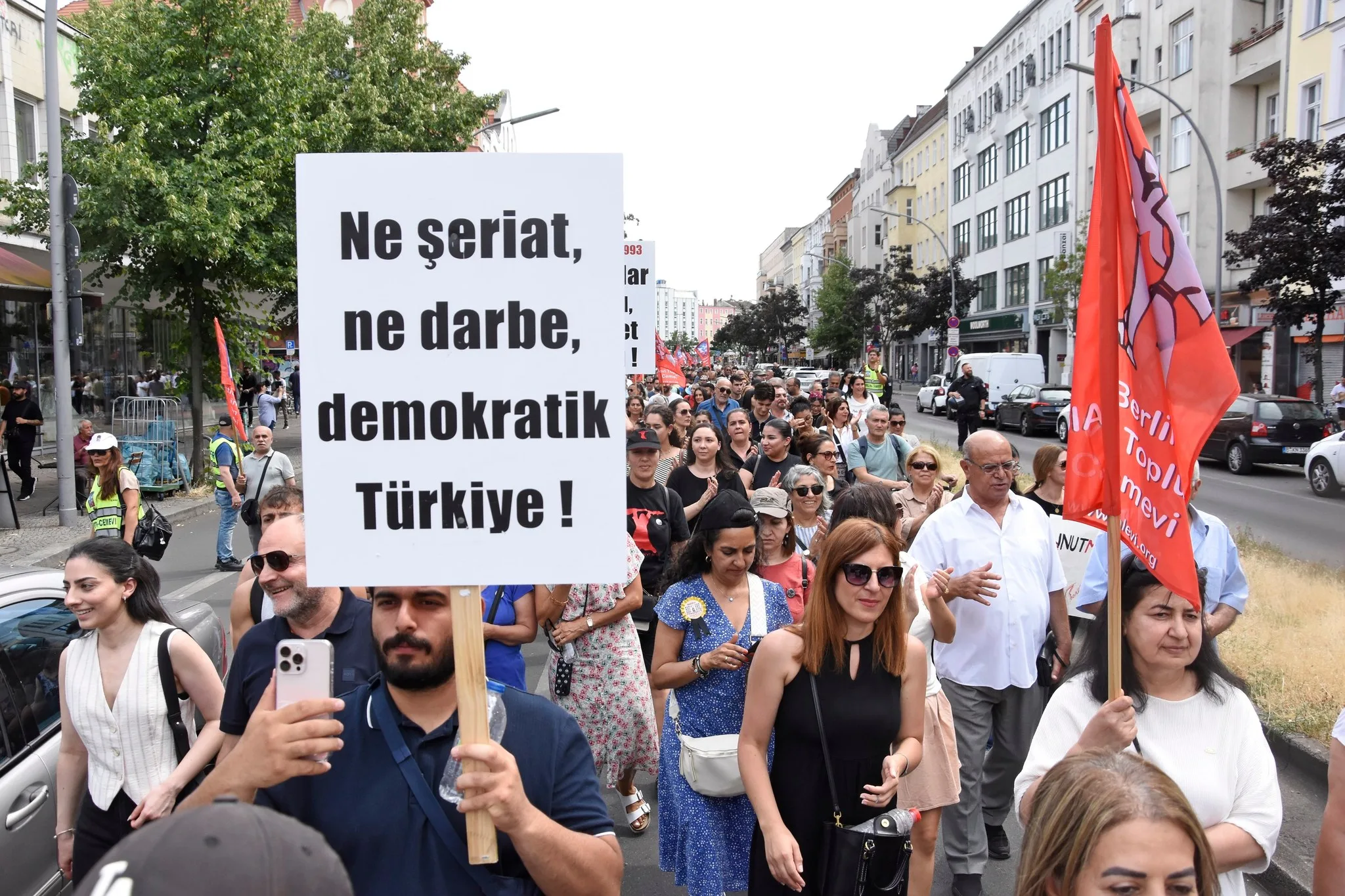 2 Temmuz ‘İnsanlığa Karşı Suçları Kınama Günü’ İlan Edilsin!