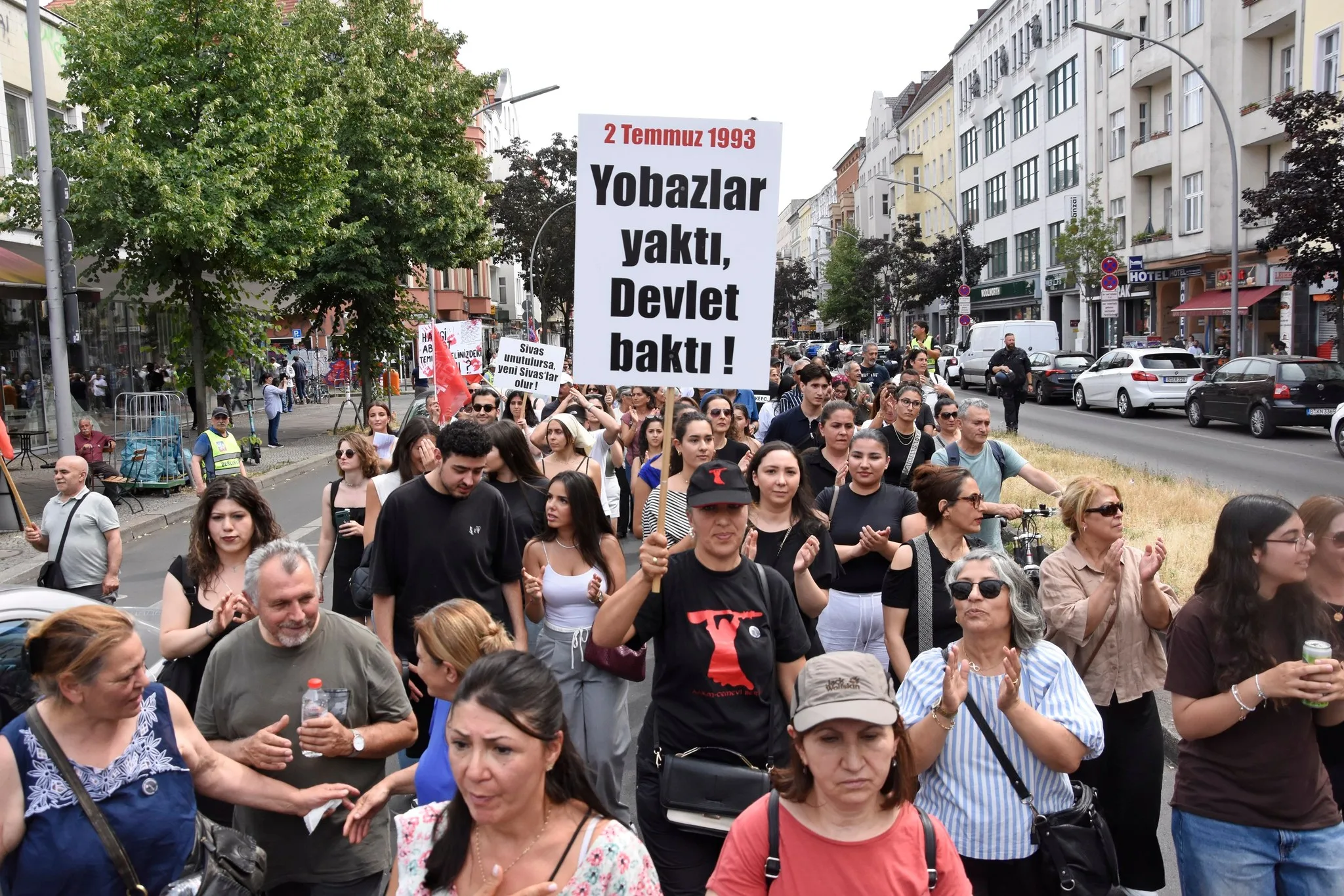 2 Temmuz ‘İnsanlığa Karşı Suçları Kınama Günü’ İlan Edilsin!