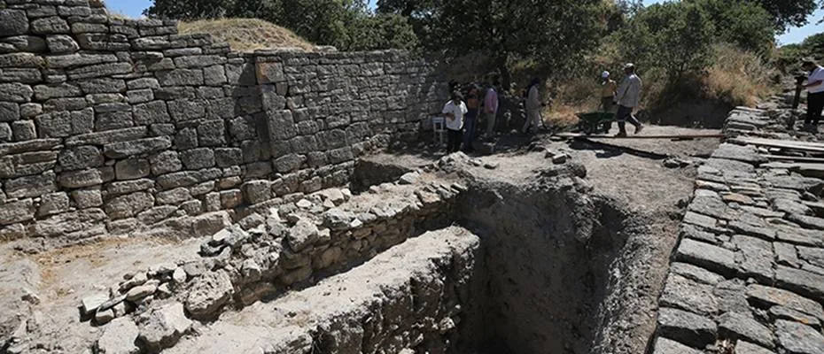 Çanakkale’deki Kazılar Troya Savaşı’nın İzinde İlerliyor