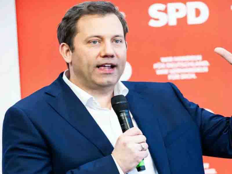 SPD Eş Başkanı Lars Klingbeil: AfD yasaklansın, yasal adımlar atılsın