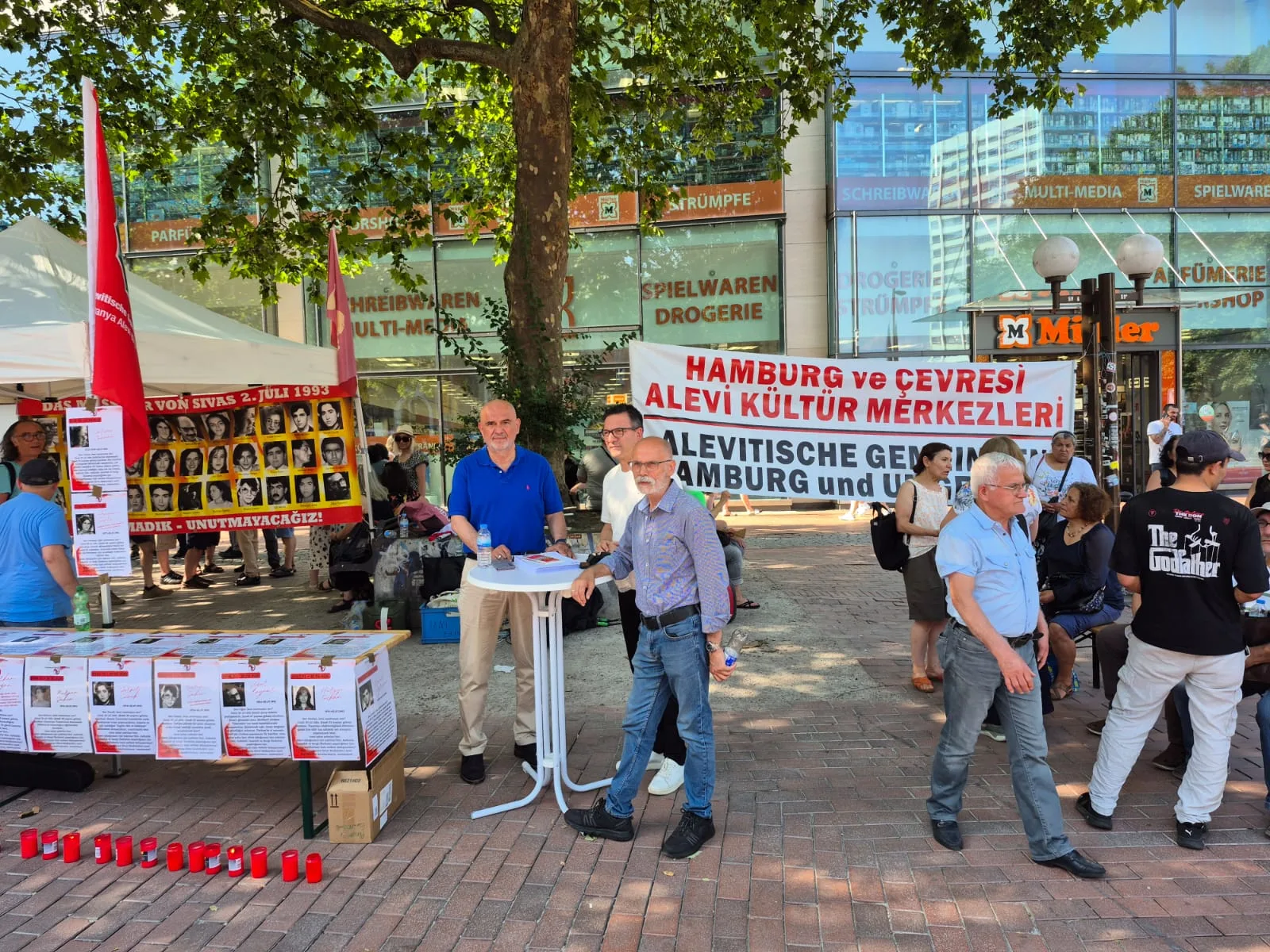 Sivas Madımak Şehitleri Hamburg’da Anıldı
