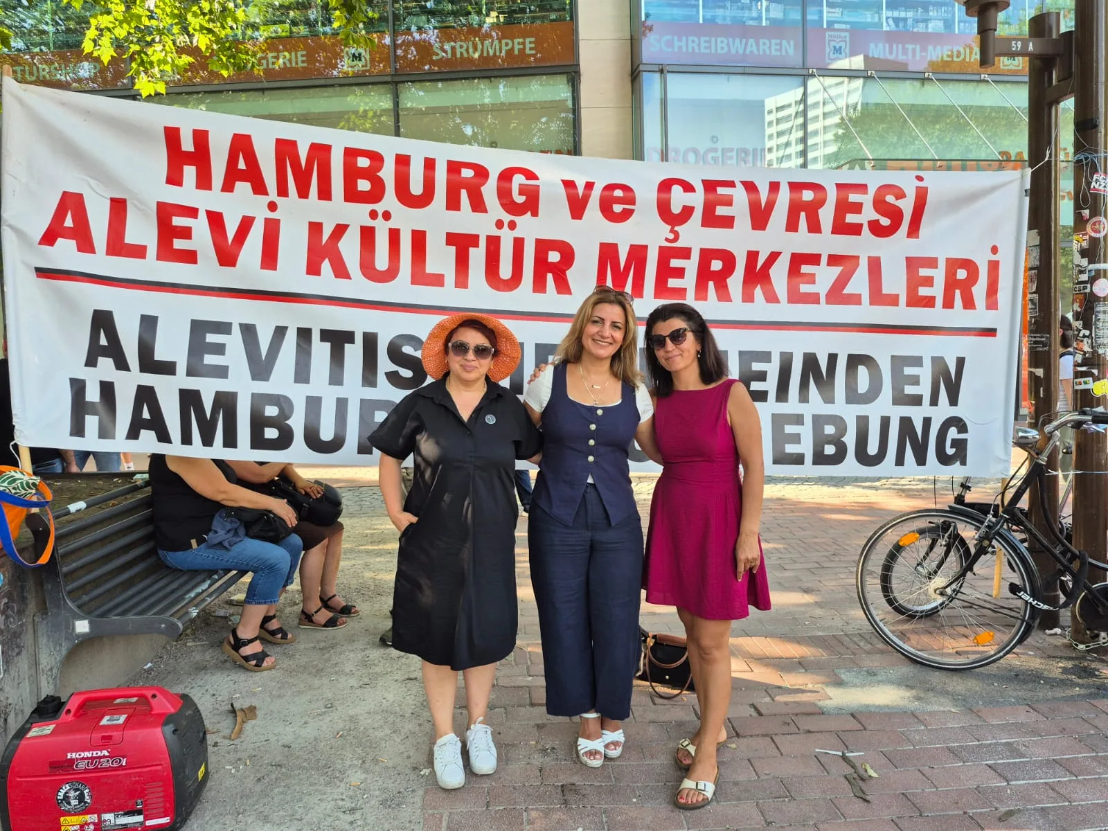 Sivas Madımak Şehitleri Hamburg’da Anıldı